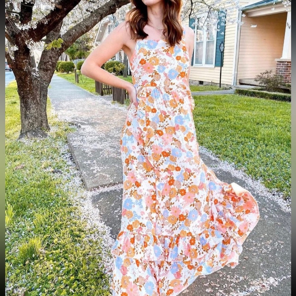 Petal and pup summer floral tiered dress with adjustable tie in the back size s